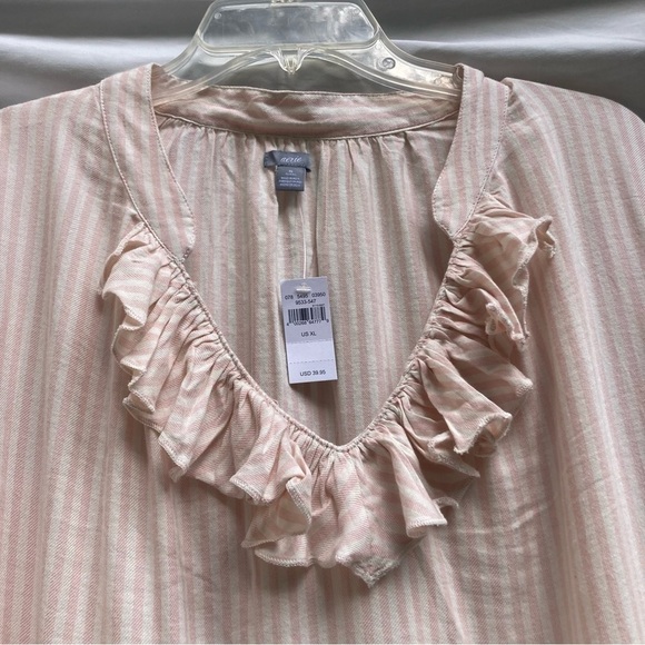 Aerie NWT pale pink striped tunic with ruffle collar, size XL - Picture 3 of 10